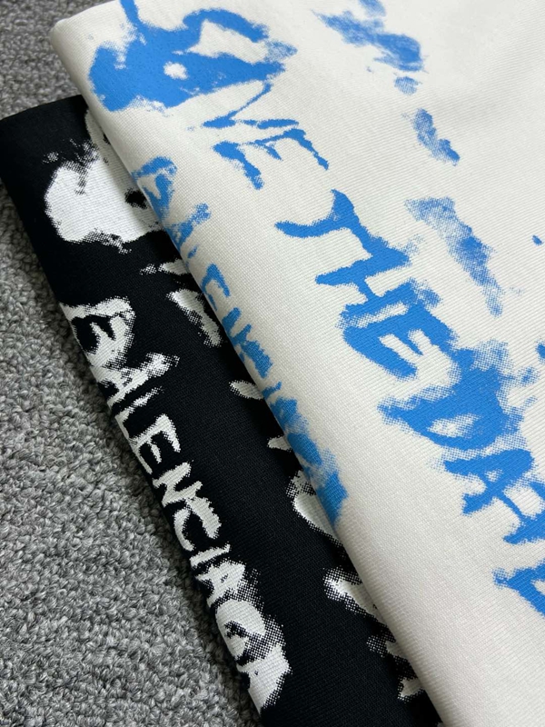 ブランドTシャツ角部分ディテール